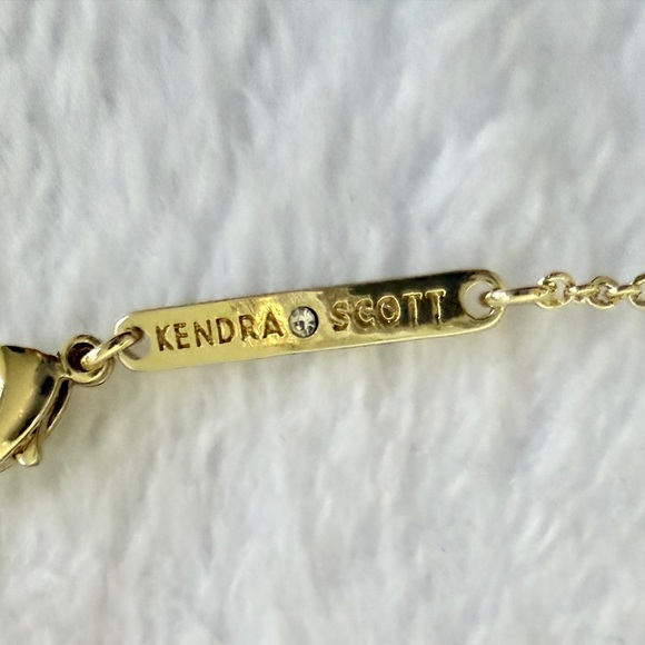 Kendra Scott x Love Shack Fancy Elisa Pink Bloom Floral Bow Necklace - Picture 9 of 10